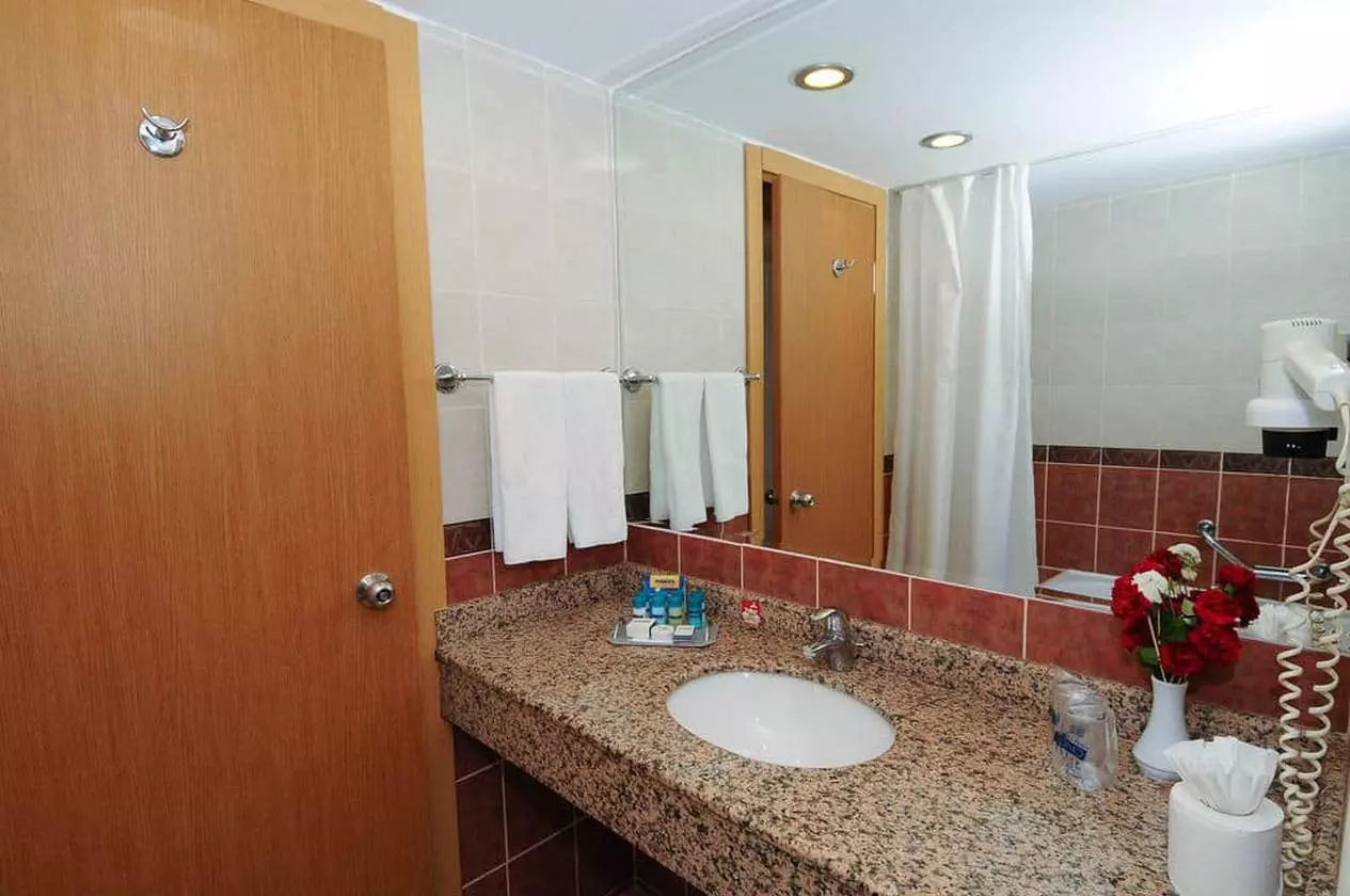 DIAMOND _SHABAVIZ (19).jpg